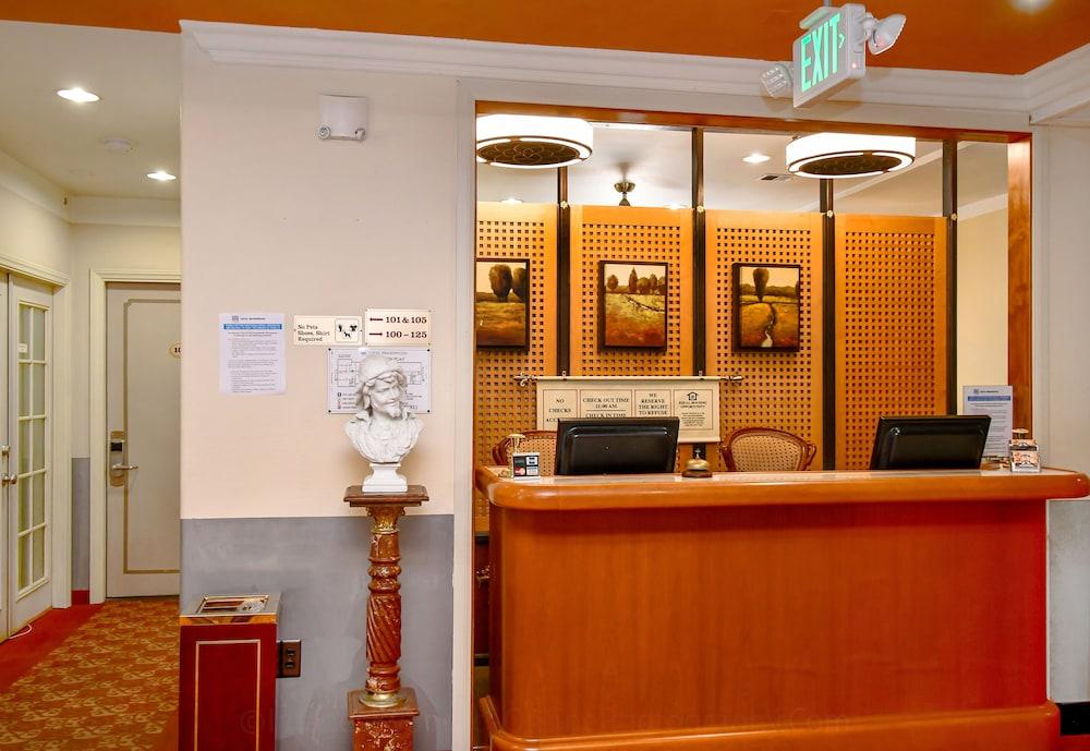 Brand Plaza Hotel Glendale Esterno foto